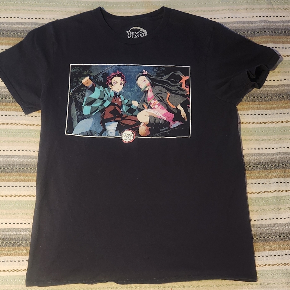 Demon Slayer Tanjiro & Nezuko Gamestop T-shirt SZ M Preowned